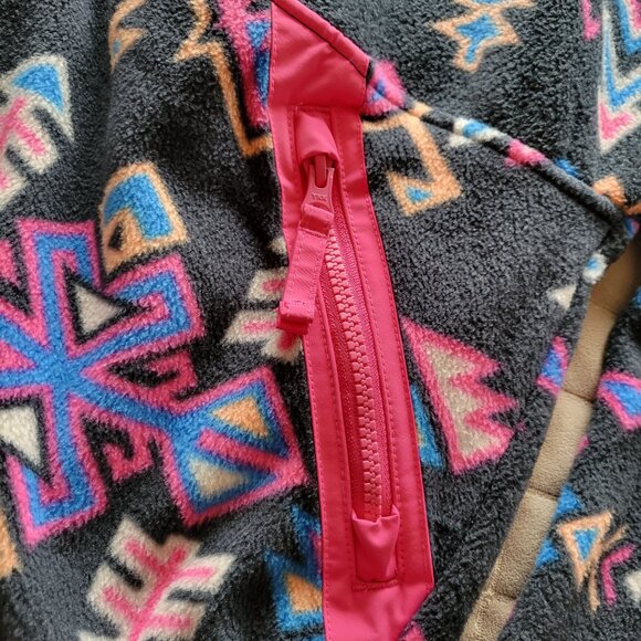 Columbia Fleece with Pink and Blue Geometric Pattern - Picture 2 of 6